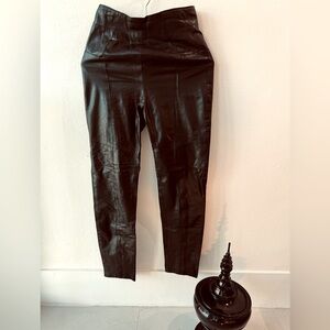BURNES & BAKER | Vintage Leather | Size S